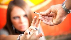 Отсутствие общения между родителями и детьми